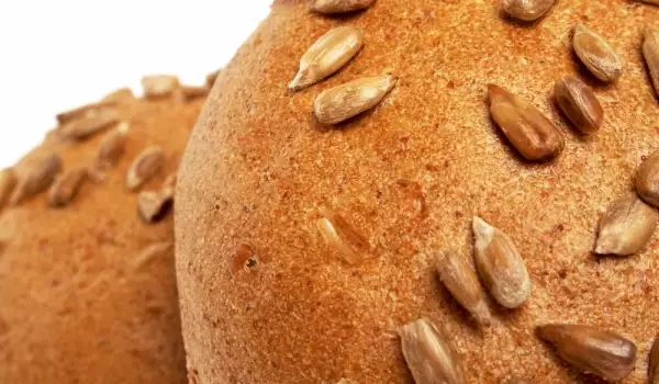 Brot aus Sonnenblumenmehl