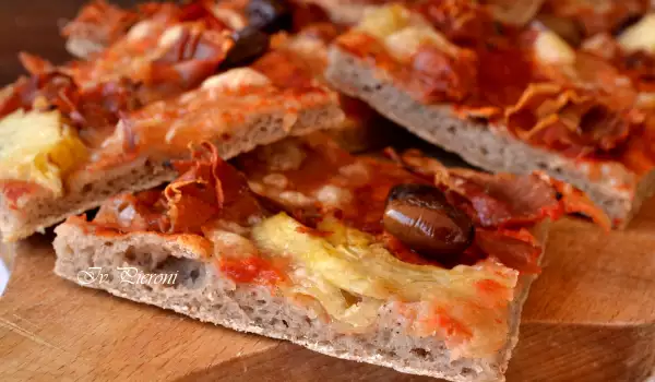Glutenfreie Pizza Capricciosa mit Buchweizenmehl