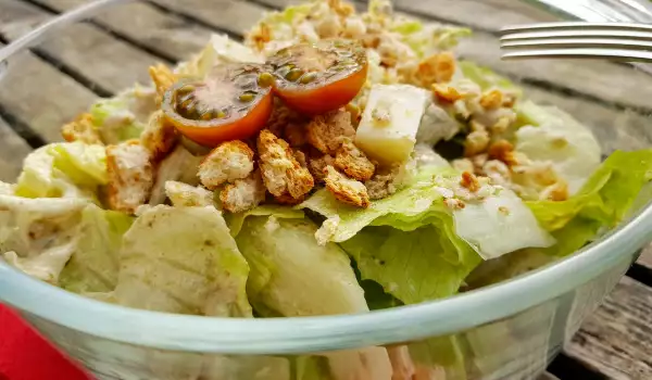 Vegetarischer Caesar Salat