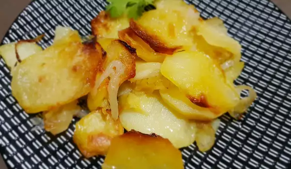 Zwiebelkartoffeln im Ofen