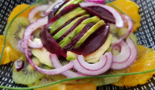 Zitrussalat mit Avocado