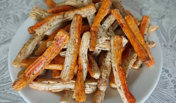 Chips aus Krabbenröllchen in der Heißluftfritteuse