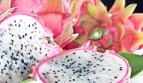 Geschnittene Drachenfrucht