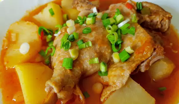 Enteneintopf mit Kartoffeln und frischem Knoblauch