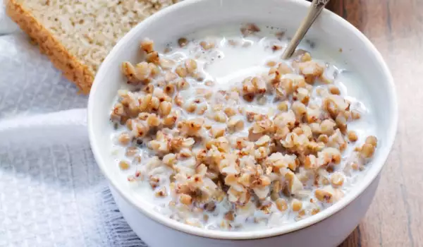 Buchweizen mit Milch