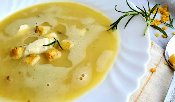 Italienische Linsencremesuppe