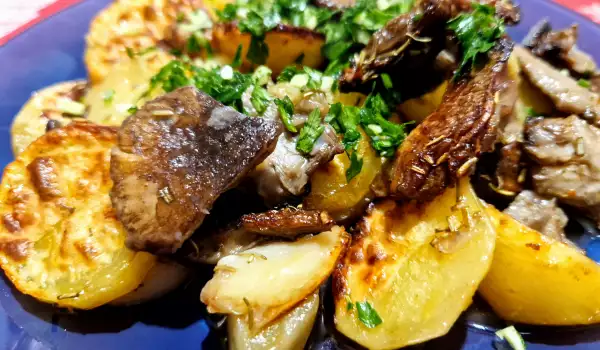 Kartoffeln mit Parasol Pilzen im Ofen