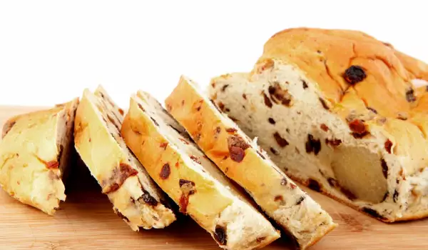 Stollen mit Marzipan