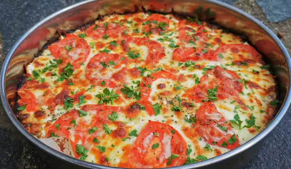 Keto Pizza Margherita mit Zucchiniteig