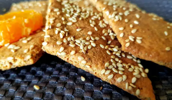 Cracker mit Honig und Sesam Tahini