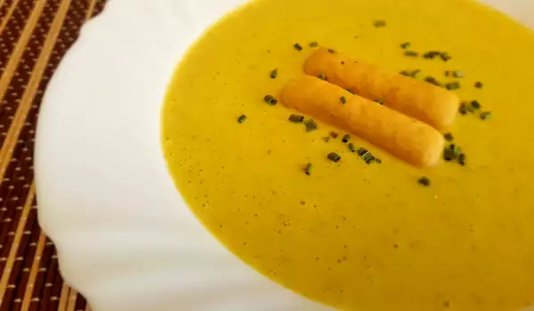 Baby-Zucchini-Cremesuppe mit Lauch