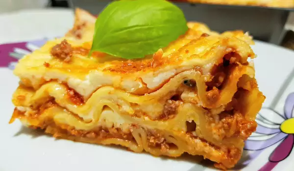 Klassische Lasagne Bolognese