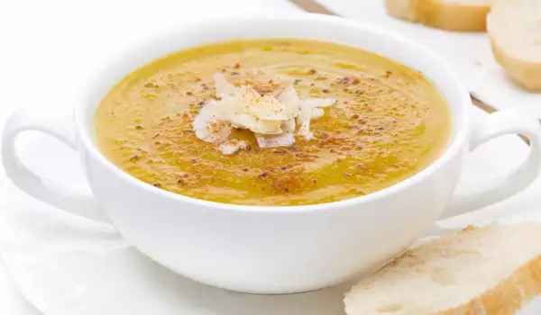 Suppe um den kleinen Hunger zu stillen