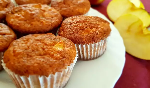 Muffins mit Apfel und Zimt