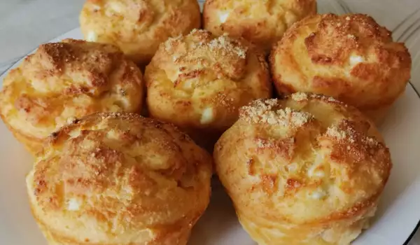 Muffins mit Filoteig, Ricotta und Parmesan