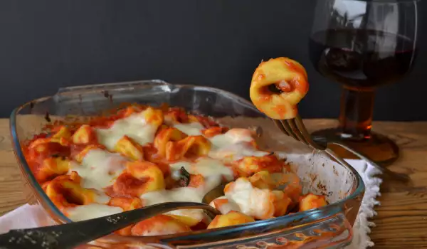Gebackene Tortellini mit Mozzarella