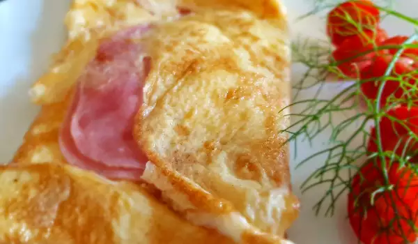 Omelette mit Schinken und Käse