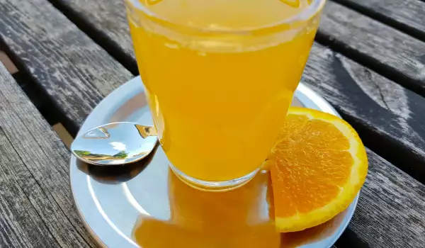 Orangenpunsch mit Rum