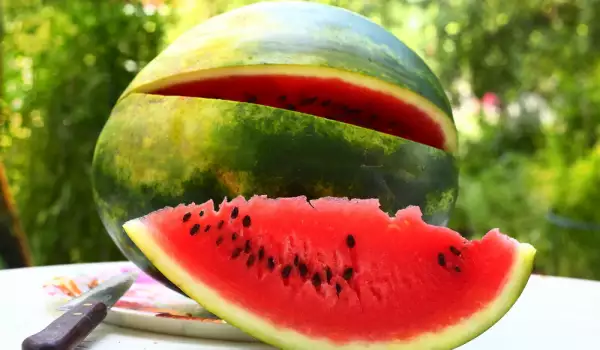 Wie viele Kalorien hat eine Wassermelone?