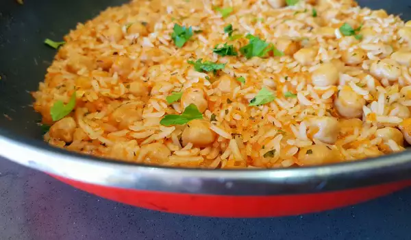 Reis mit Kichererbsen nach Türkischer Art