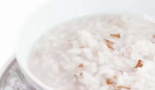 Wie man sich bei einer Kolitis ernährt