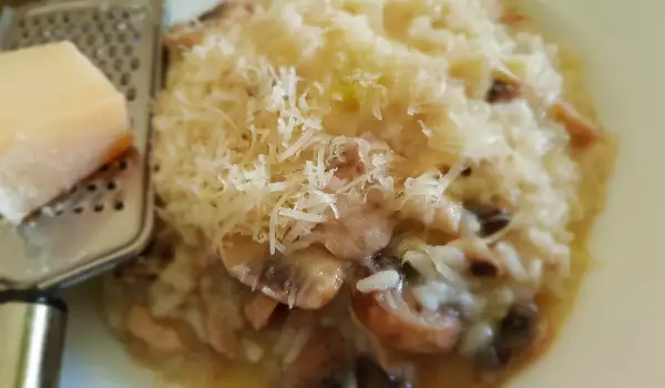 Risotto mit Zucchini und Pilzen