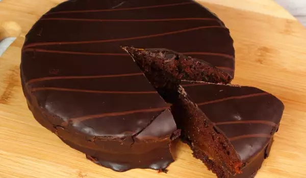 Wiener Torte mit Schokolade
