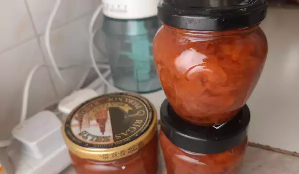 Marmelade aus geriebenen Quitten