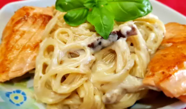 Spaghetti mit Lachsfilets