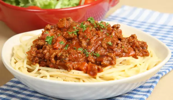 Spaghetti Bolognese mit gebackener Soße