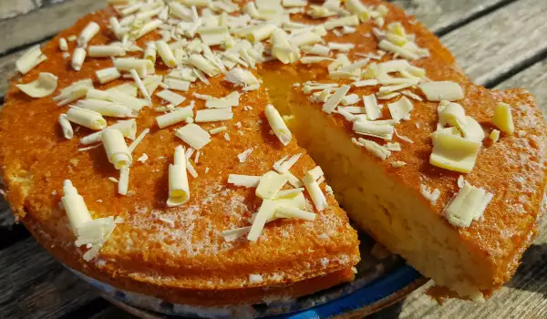 Einzigartiger Tres Leches Kuchen mit Kondensmilch