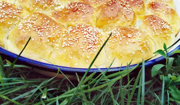 Türkische Brötchen mit Sesam