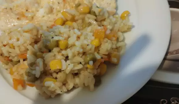 Reis mit gedünstetem Gemüse
