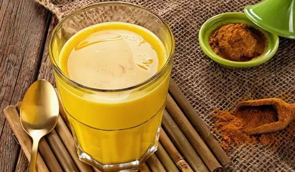 Goldene Milch statt Kaffee