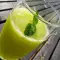 Sorbet aus Äpfeln und Minze