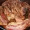 Im Ofen gebackene Schweinebrust mit Bier