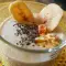 Dessert mit Chiasamen und Bananen