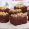 Fudge mit flüssiger Schokolade und Walnüssen