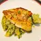 Dorade auf einem Canapé aus Hirse und Avocado