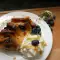 Traditioneller Irischer Pudding mit Heidelbeeren und Rosinen
