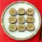 Kimbap mit Quinoa, Sojasoße und Eierrolle
