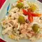 Nudelsalat mit Mayonnaise und Thunfisch