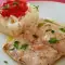Im Ofen gebackener Seehecht mit Tomatensoße und Reis