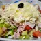 Ovcharska Salat mit Hähnchen