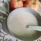 Brei mit Apfel und Banane für Babys