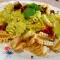 Pasta mit Zucchini und getrockneten Tomaten