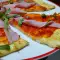 Keto Pizza mit Blumenkohlteig
