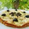Pizza mit Kichererbsenboden
