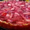 Klassischer Erdbeer Pie mit frischen Erdbeeren