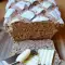 Roggenbrot mit Oliven und getrockneten Tomaten